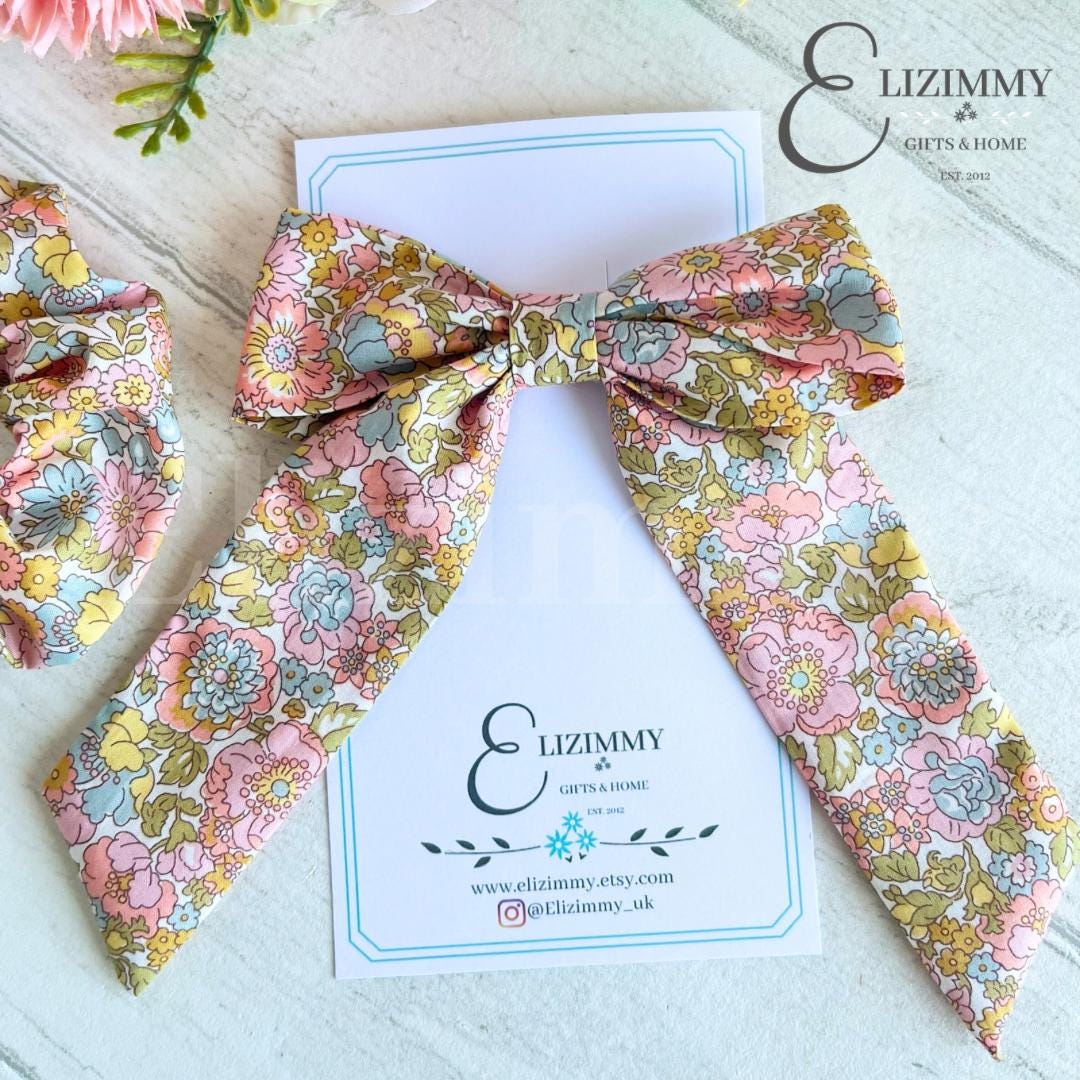 Liberty Hair Bow and Scrunchie Set in Liberty of London Tana Lawn Floral Fabric