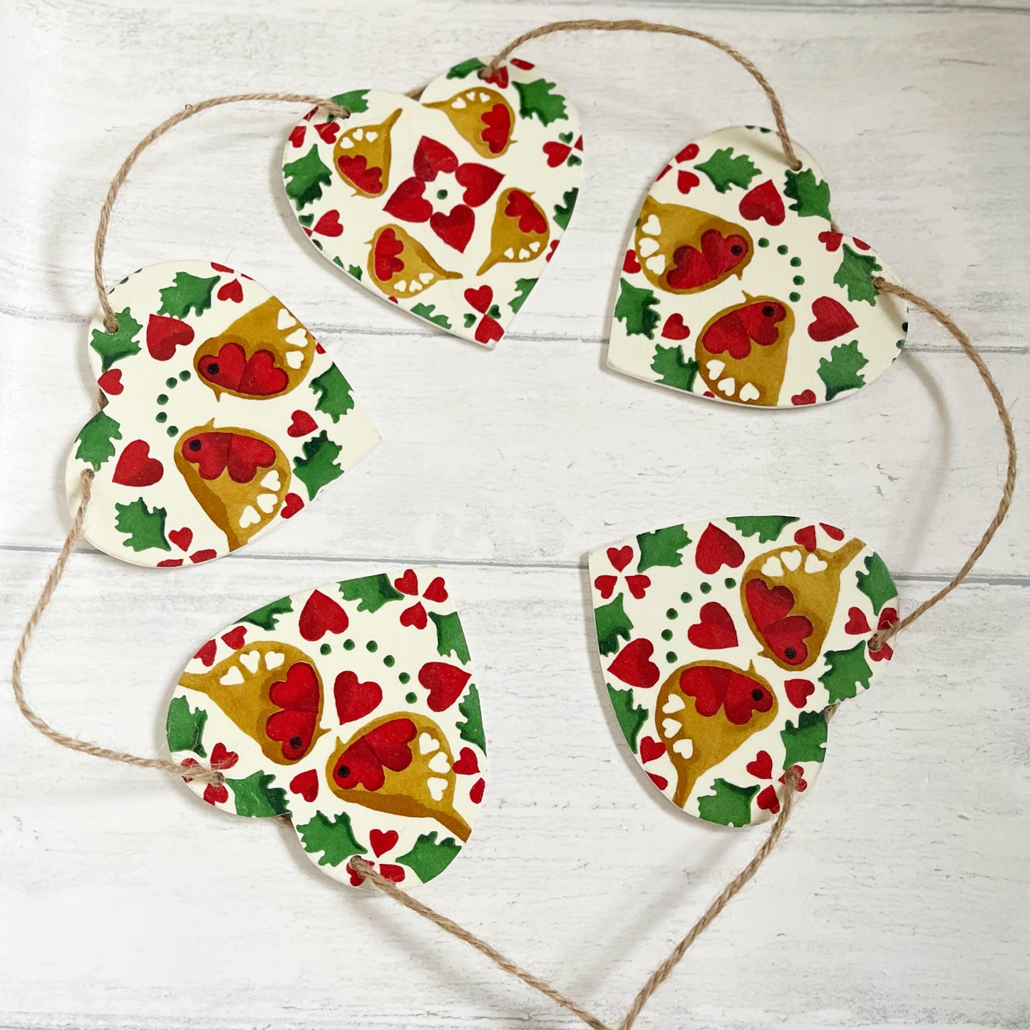 Christmas Robin Heart Bunting Handmade Wooden Garland in Emma Bridgewater Robin Joy