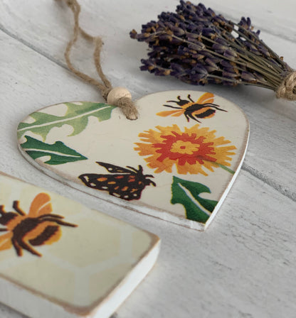 Dandelion and Bee Emma Bridgewater Design Wooden Key Fob and Hanging Heart Gift Set