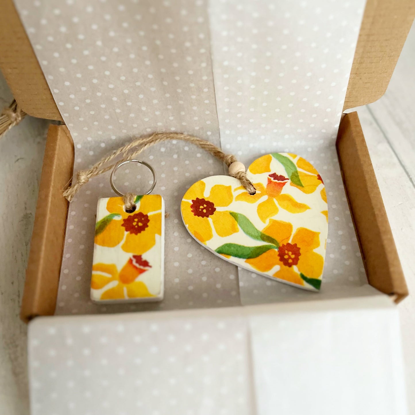 Daffodil Wooden Heart and Key Fob Gift Set Decoupaged Emma Bridgewater Daffodils