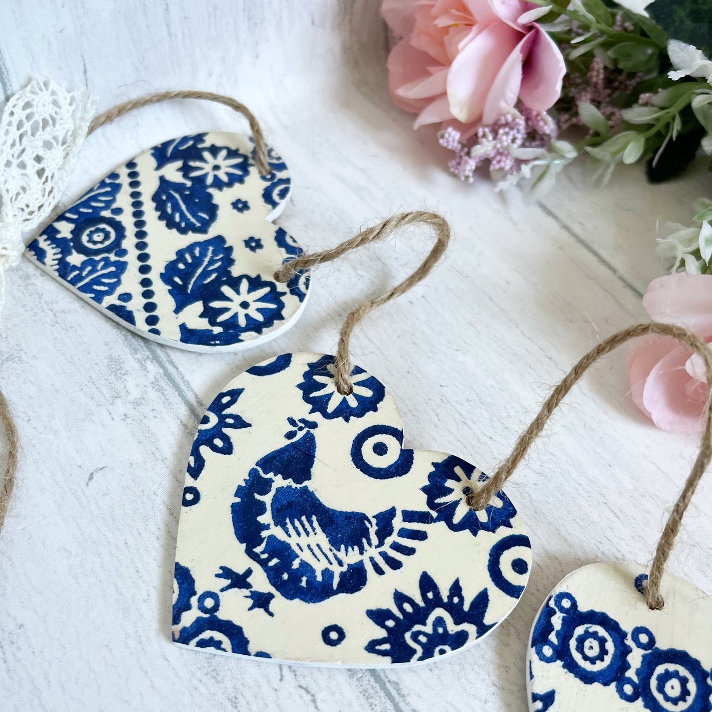 Emma Bridgewater Blue Hen Design Heart Bunting Garland