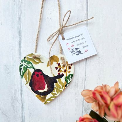 Robin Wooden Hanging Heart Gift With Sympathy Bereavement Memory Gift