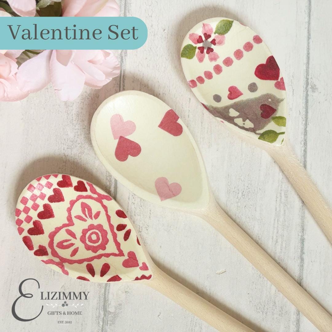 Valentines Day Themed Set of Decorative Wooden Spoons. Emma Bridgewater Designs