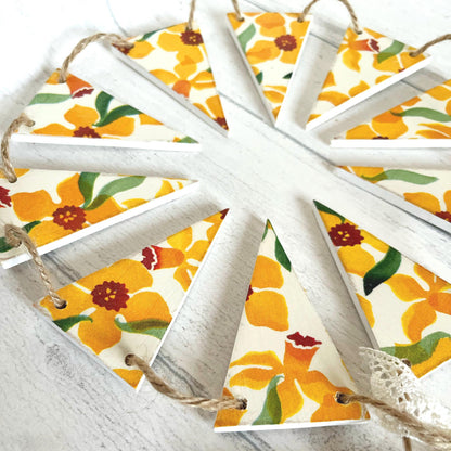 Wooden Handmade Emma Bridgewater Daffodil Bunting for Spring Summer